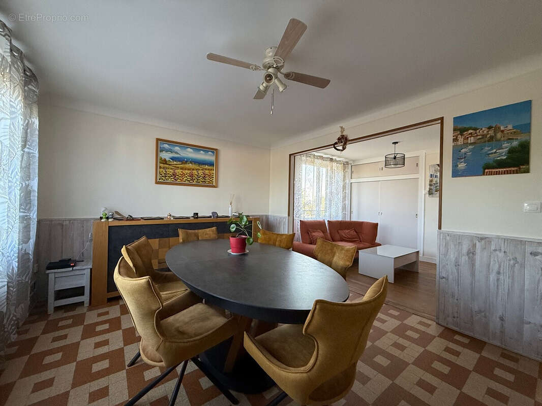 Maison à CHEZAL-BENOIT