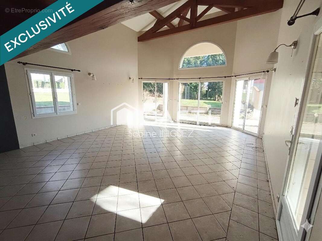 Maison 170 m² à Verdalle  - photo 4