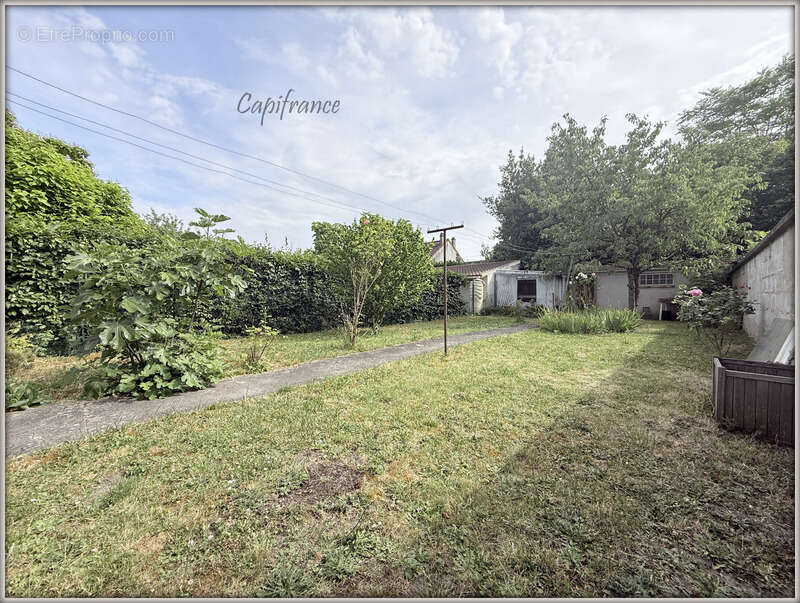 Maison à AULNAY-SOUS-BOIS