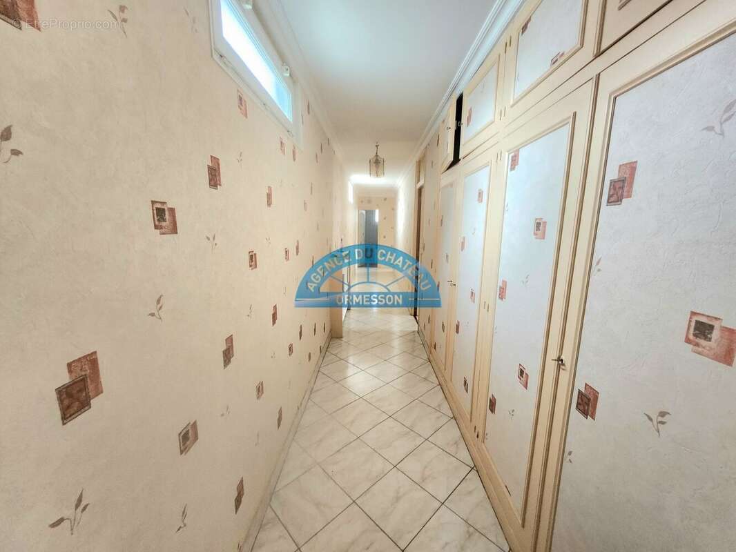 Maison à ORMESSON-SUR-MARNE