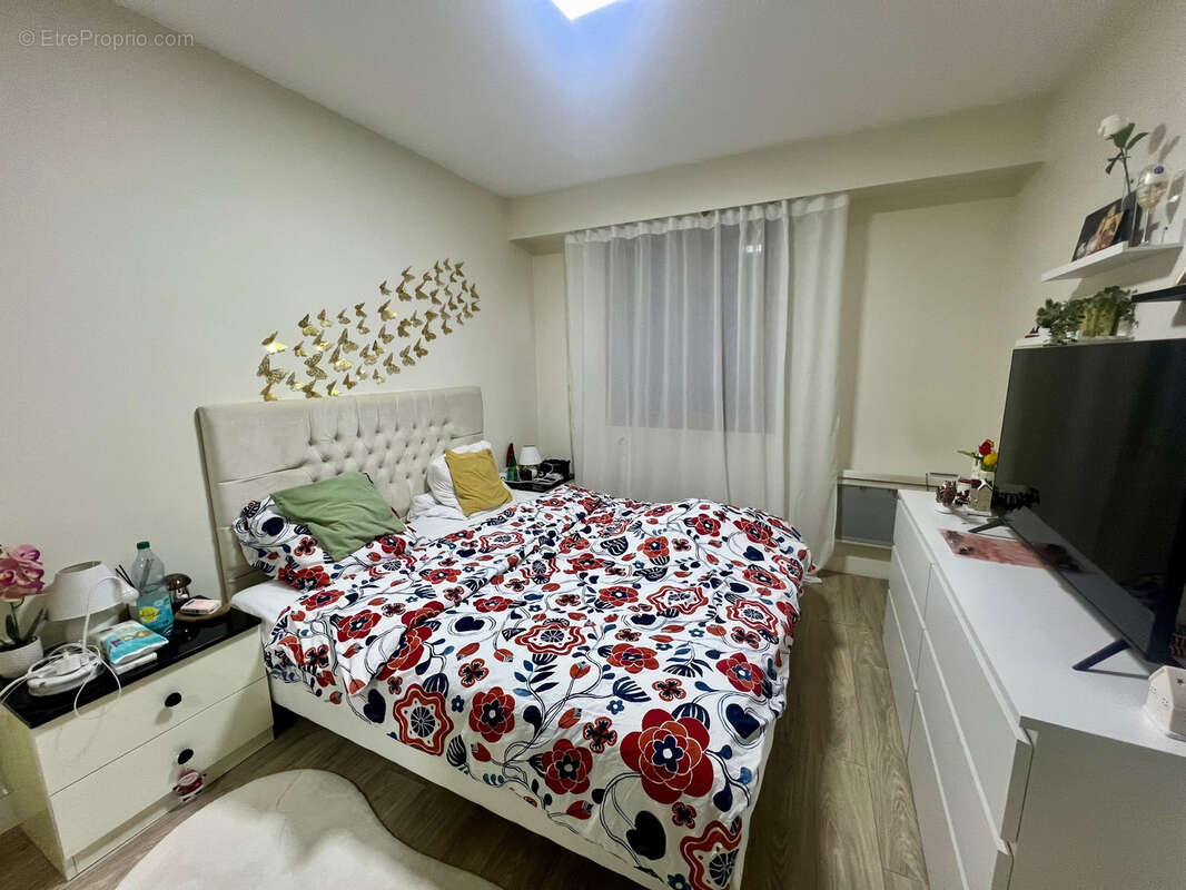 Appartement à PARAY-VIEILLE-POSTE