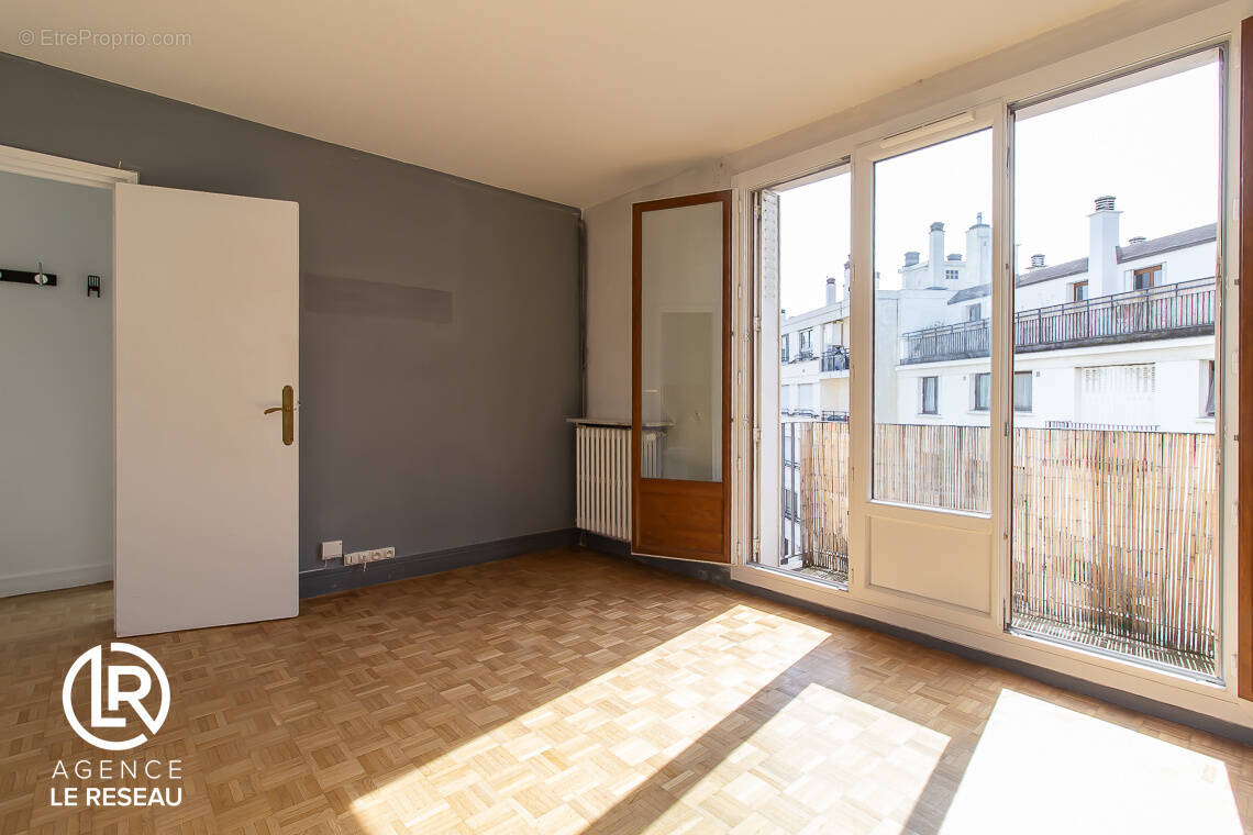 Appartement à LEVALLOIS-PERRET