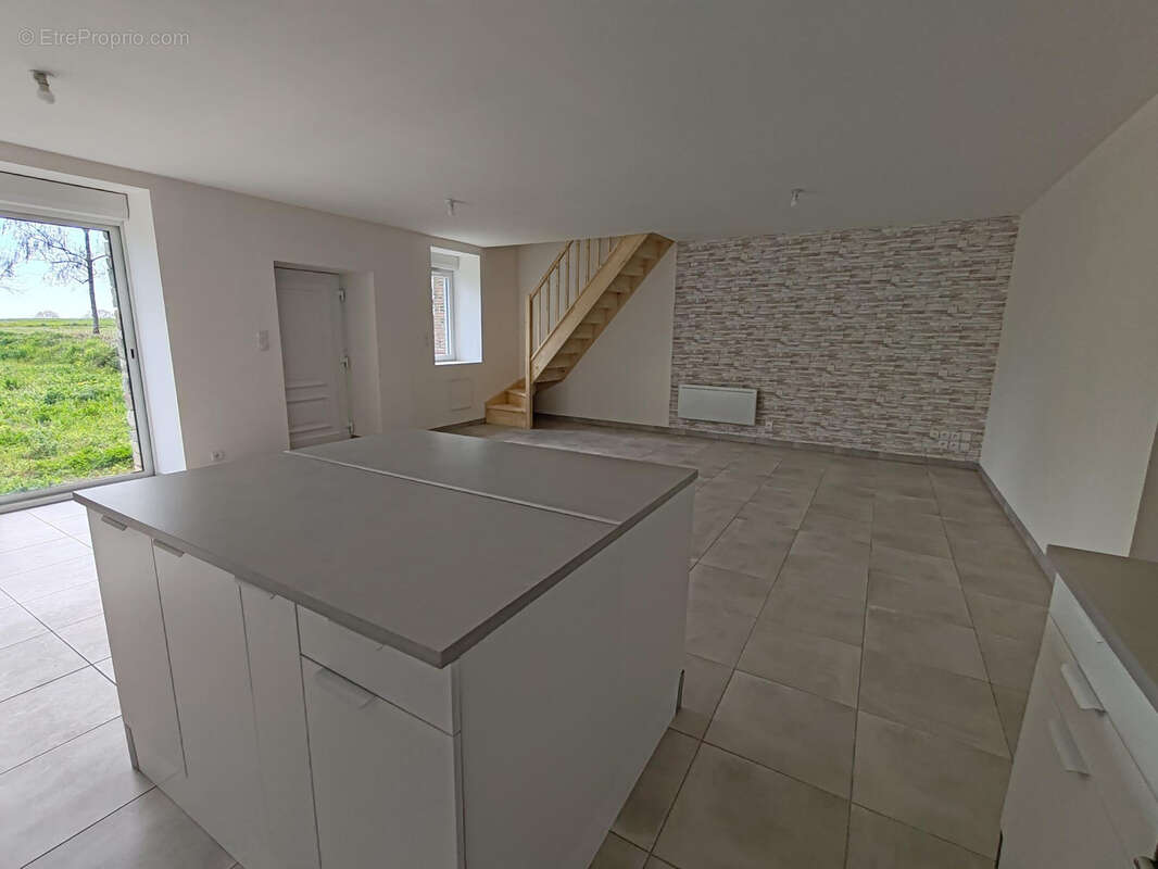 Maison à COESMES