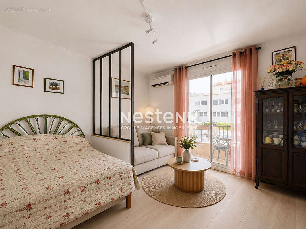 Golfe Juan - Studio 30 m² - terrasse - Cave - photo 4