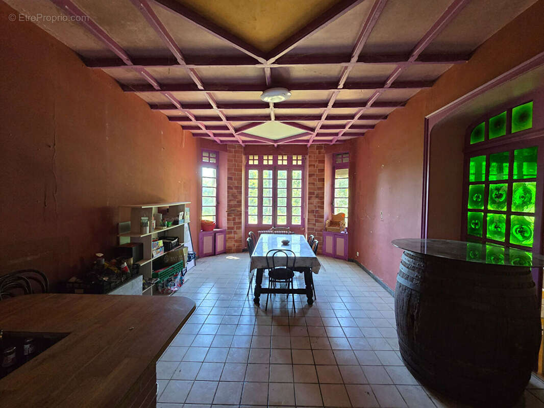 Maison à vendre à Pedernec - 6 pièces avec grand terrain - photo 3