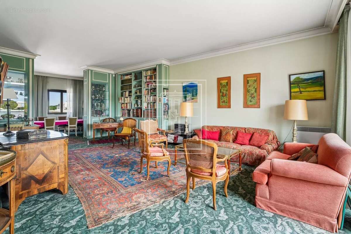 Appartement à BOULOGNE-BILLANCOURT