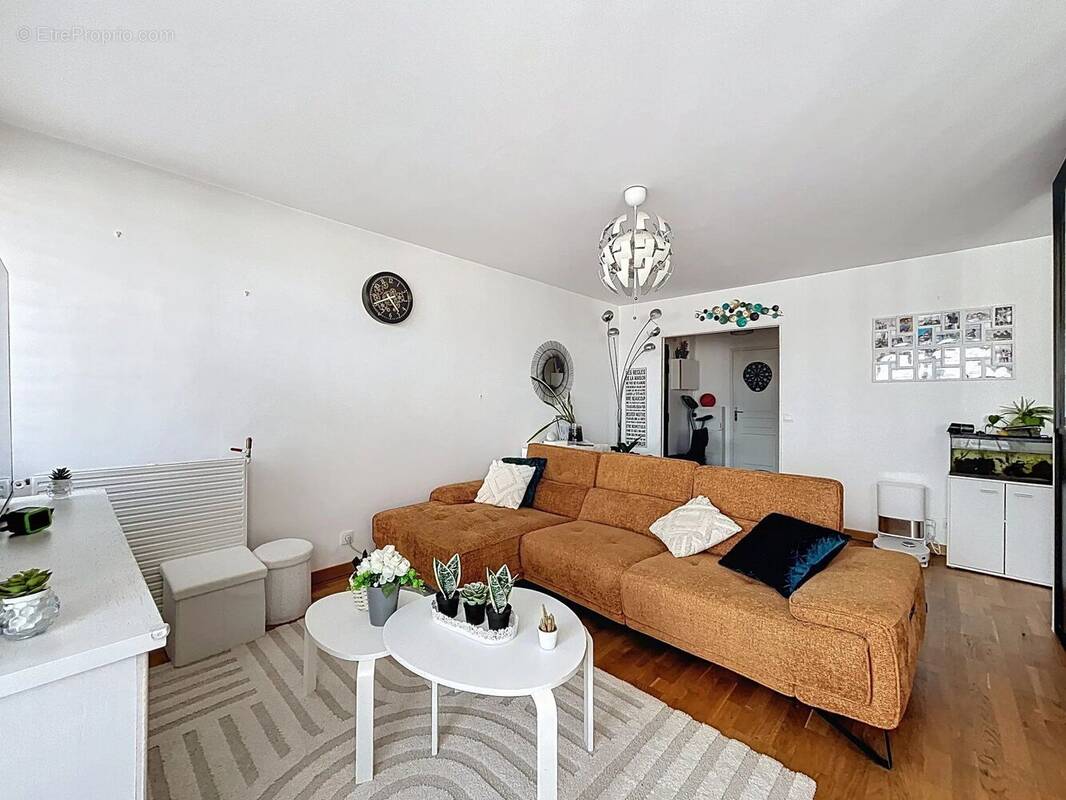 Appartement à BOISSY-SAINT-LEGER