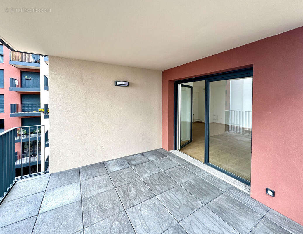 CLERMONT-FERRAND / Appartement neuf résidence "Les Fabriks de Mai" dernières opportunités ! - photo 3