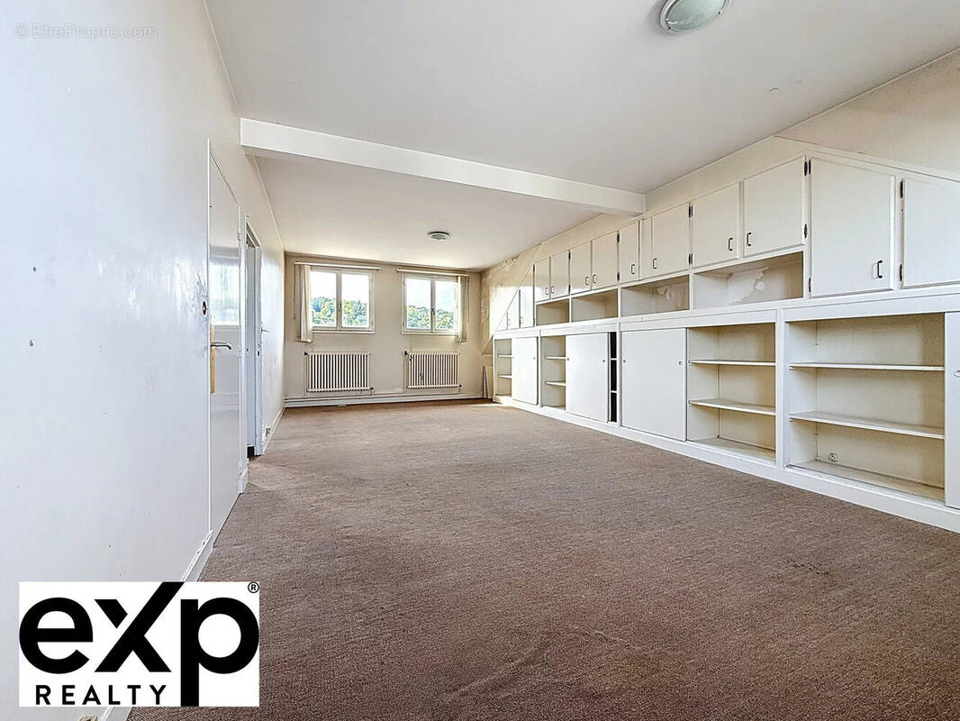 Appartement à MEZIERES-SUR-SEINE
