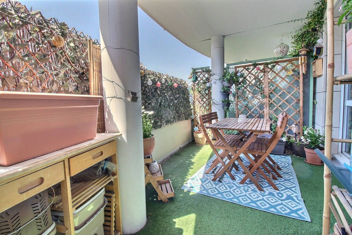 Appartement à ISSY-LES-MOULINEAUX