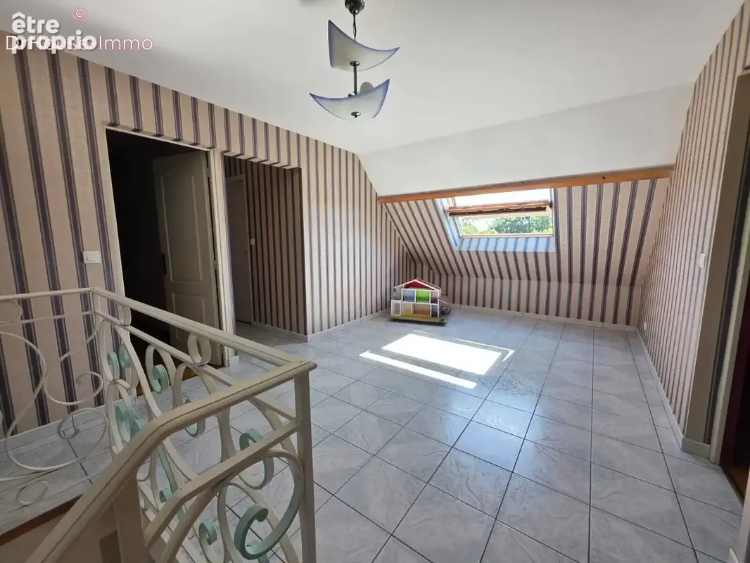 Maison 6 pièces 160 m² à vendre à Savonnieres (37510) - photo 9