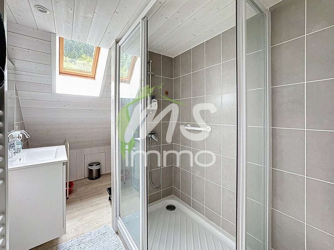 Maison à VILLAR-LOUBIERE