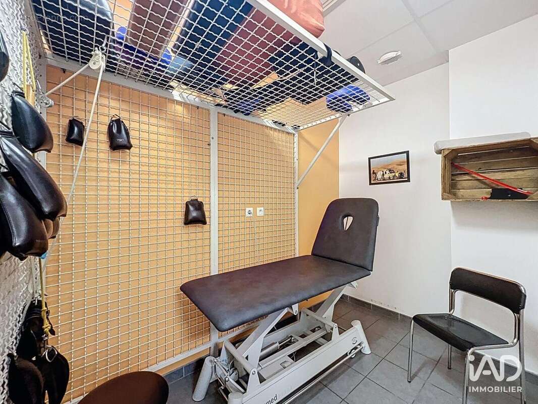 Photo 3 - Commerce à GIVET