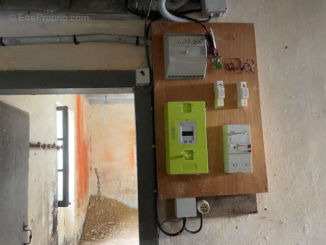 Maison et grandes bâtiments agricoles, terrain 5000m2, vue Pyrénées - photo 25