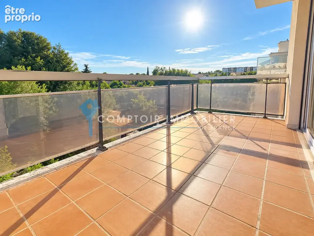 Dépt Hérault (34), à vendre MONTPELLIER Appartement T2 de 42m2 - Terrasse - parking en sous-sol - cave. - photo 2