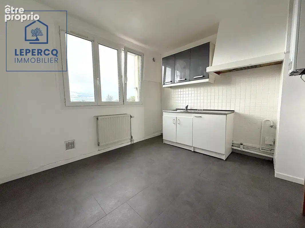 Appartement F4 - proche de la Gare - photo 2