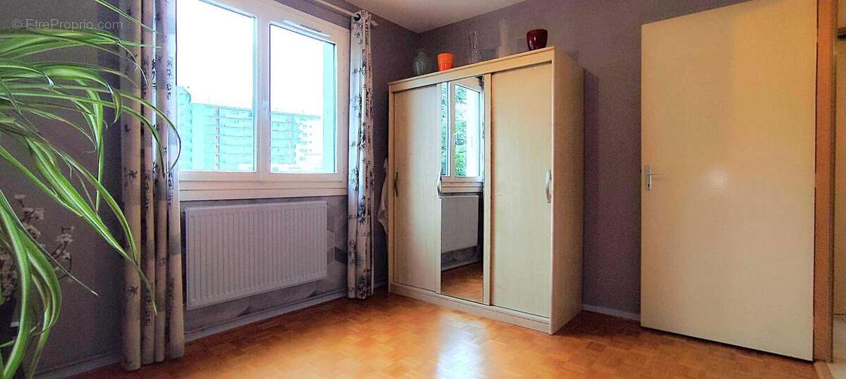 Appartement à LYON-8E