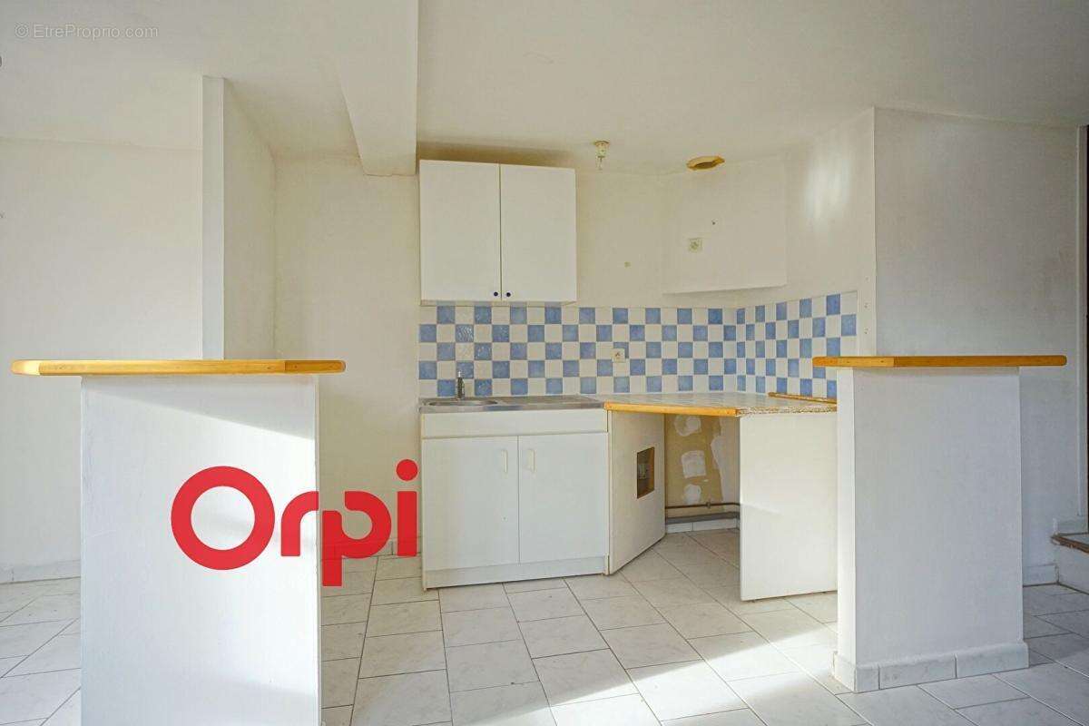 Ideal investisseur, Immeuble à vendre au cœur historique d'Orbec - photo 4