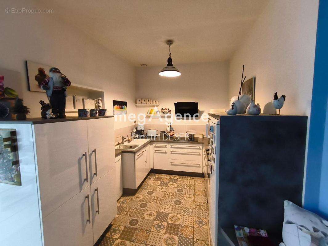 Maison à SAINT-GEORGES-DES-GROSEILLERS