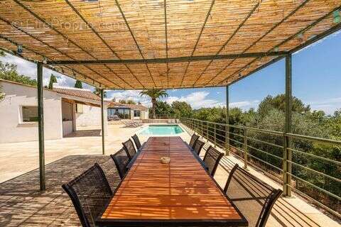 Maison à MOUGINS