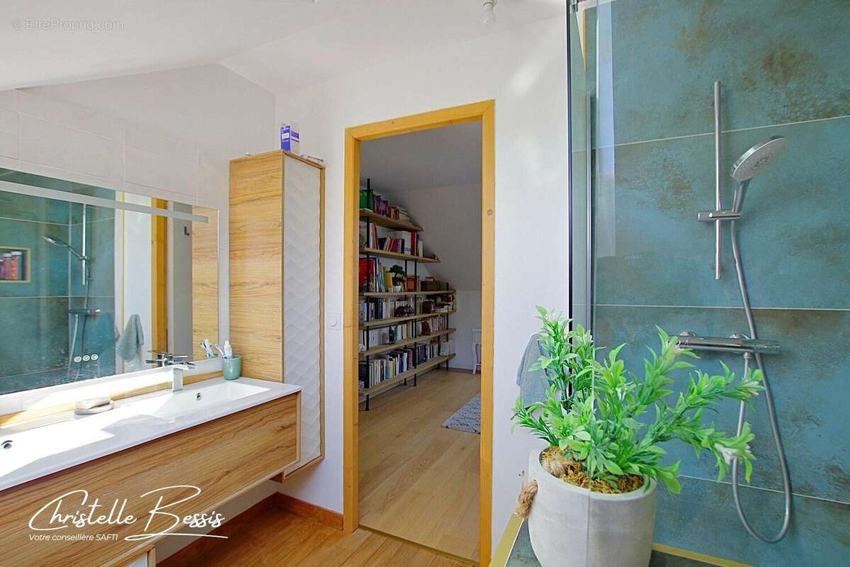 Photo 7 - Maison à VILLECRESNES