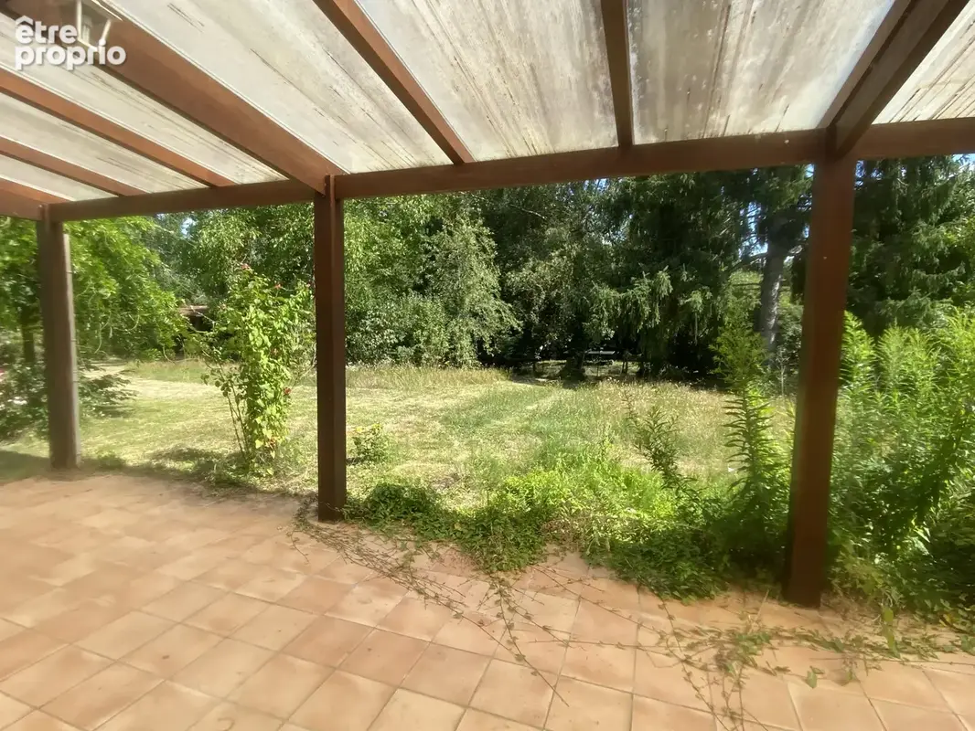 Maison centre - photo 25