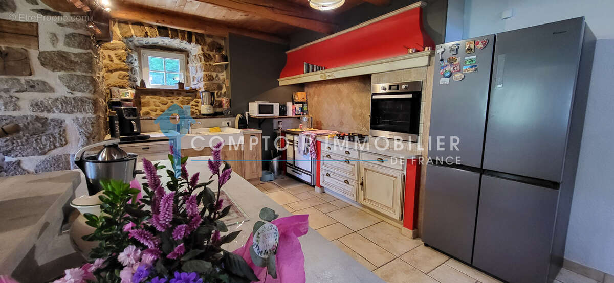 Ardèche (07) A vendre La Rochette - Maison de Charme 169m2 habitables - Avec deux Logis ! - photo 6