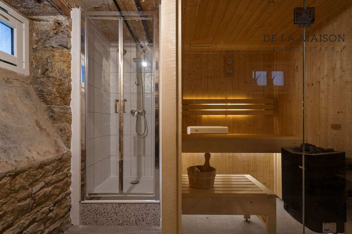 Maison à VILLEURBANNE