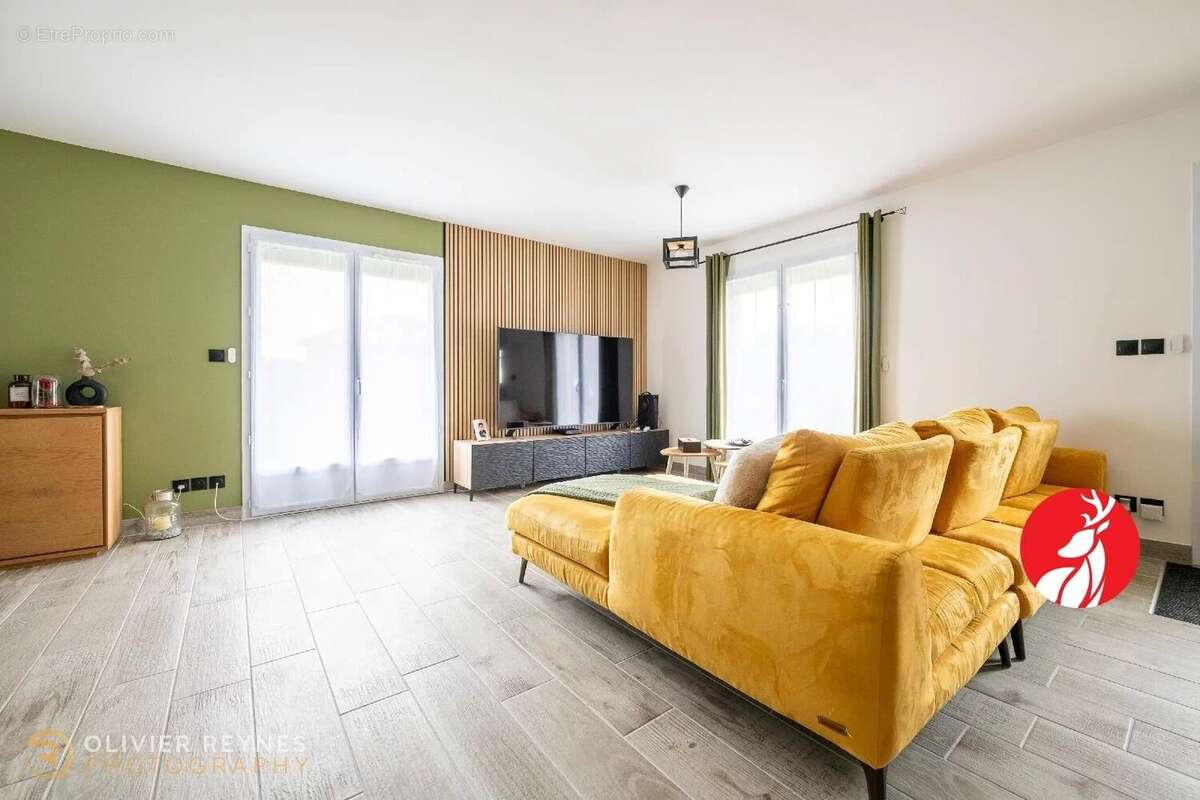 Maison à LA CHAPELLE-LA-REINE