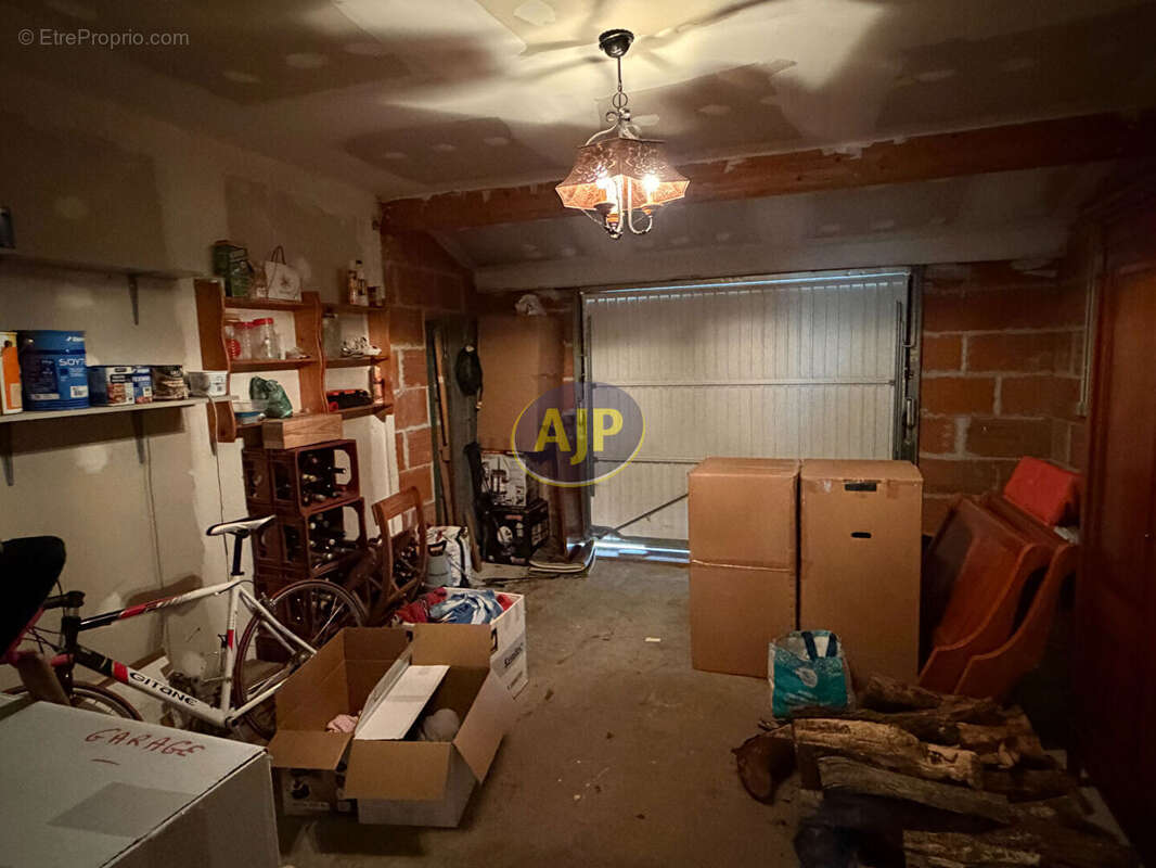 Maison à VENDAYS-MONTALIVET