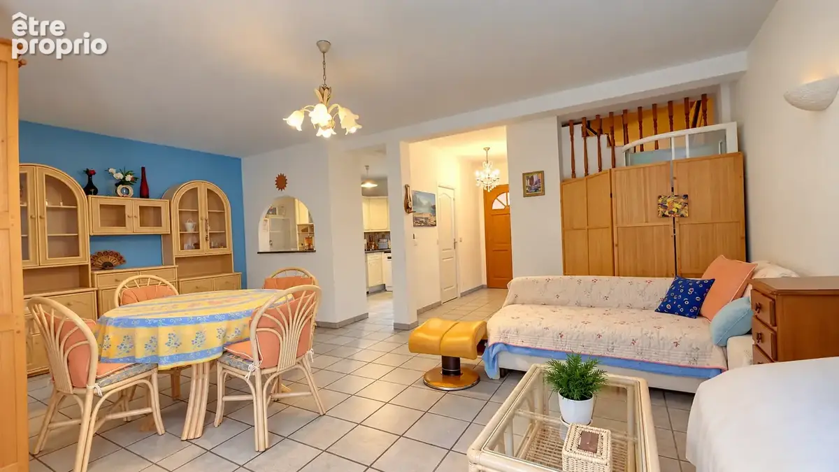 LE CANNET à vendre maison mitoyenne de 4 pièces de 93 m2 LC avec jardin sans vis-à-vis, parking et garage - photo 4