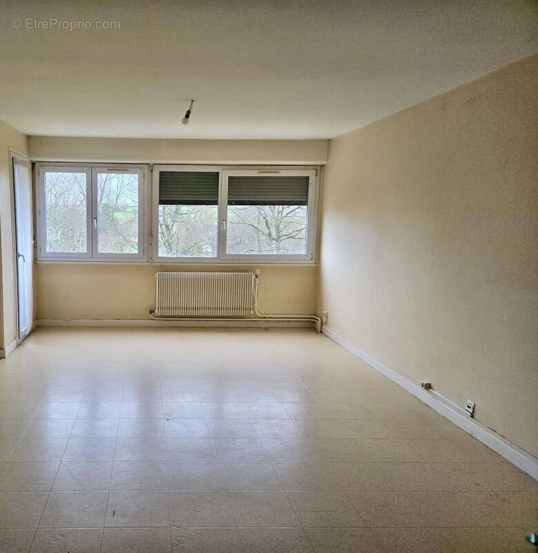 Appartement à CIRY-LE-NOBLE