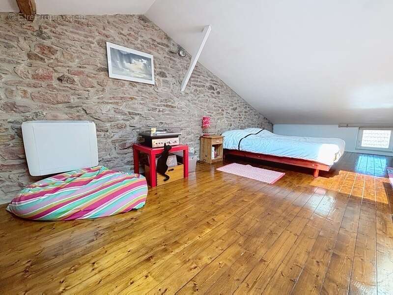 Maison à SAINT-ALBAN-DE-ROCHE