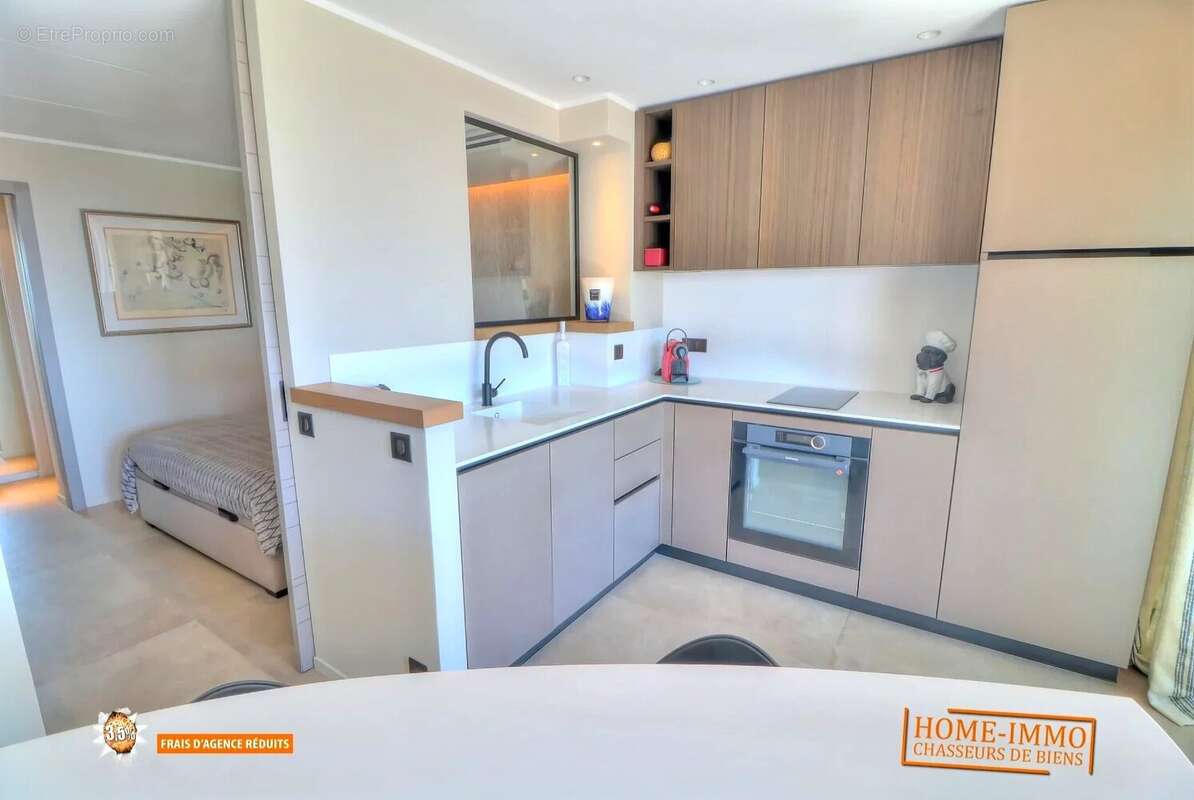 Appartement à VILLENEUVE-LOUBET