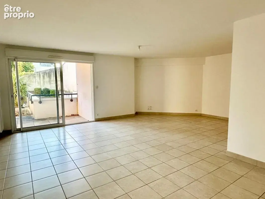 Appartement 3 pièces - 78 m² - vannes (quartier la madeleine) - photo 2