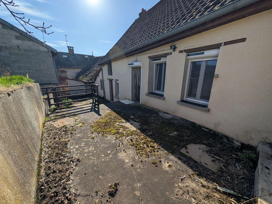 Maison à ARNAY-LE-DUC