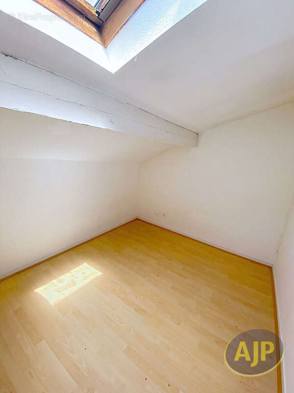 Lesparre Medoc Appartement T3 DUPLEX 56m2 - photo 6