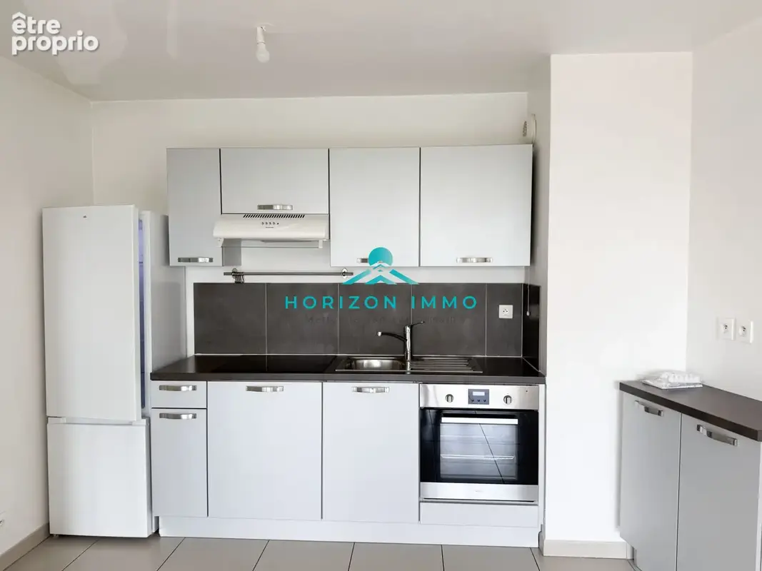 Appartement 3 pièces 65 m² à vendre à Saint-Laurent-Du-Var (06700) - photo 3