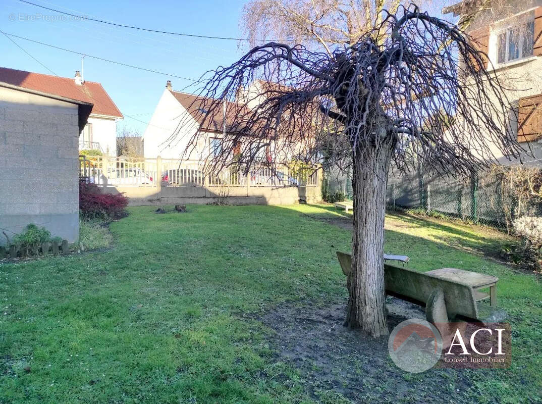 Appartement à GROSLAY