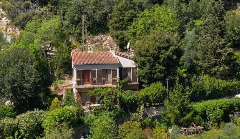 Maison à TOURRETTE-LEVENS