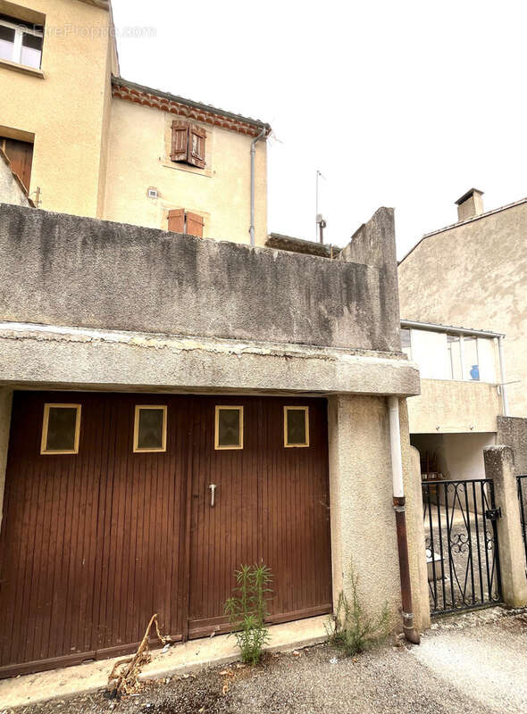Maison à BELVEZE-DU-RAZES
