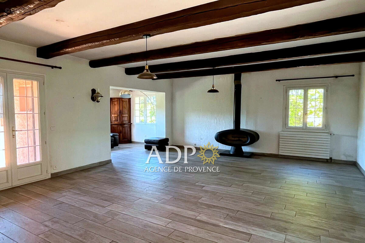 Maison à SAINT-VALLIER-DE-THIEY