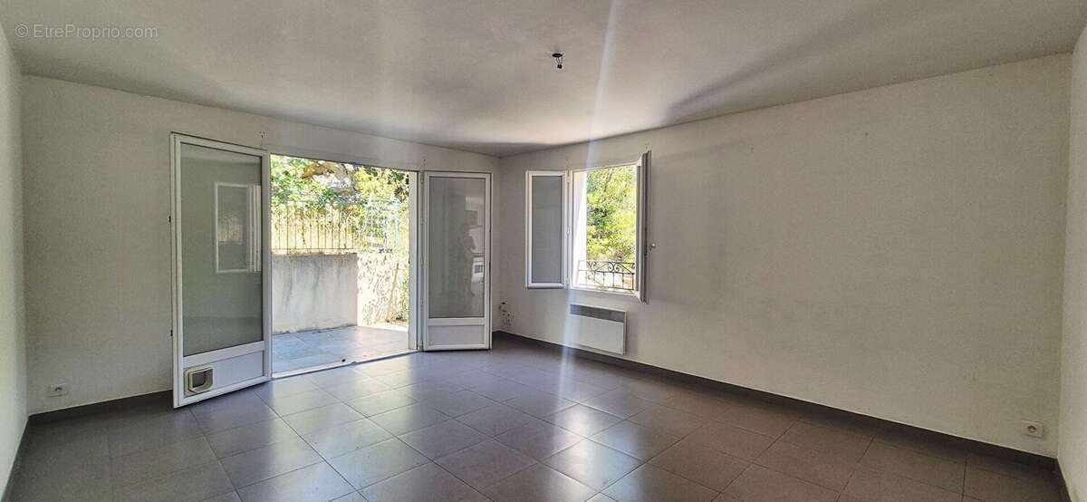 T2 + terrasse et jardin + parking - photo 6