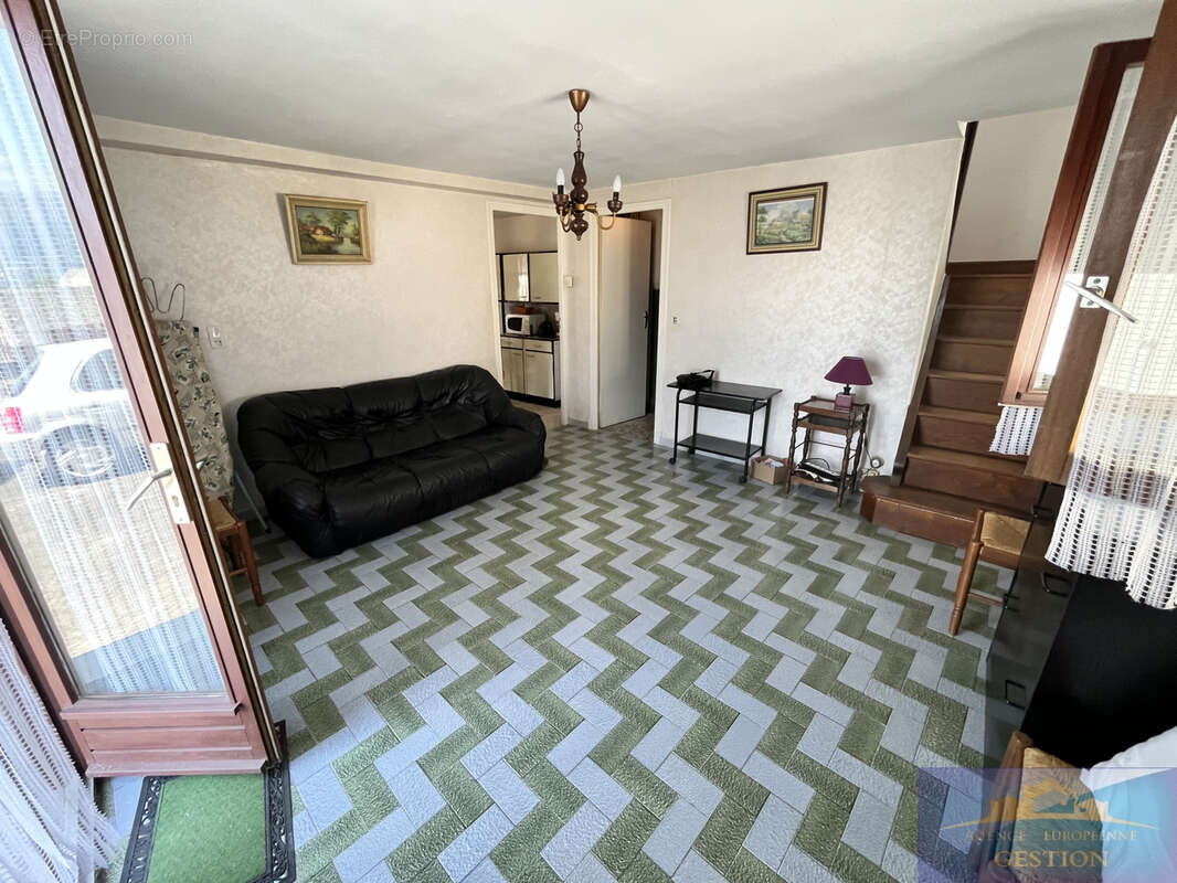 Petit ensemble immobilier - photo 5