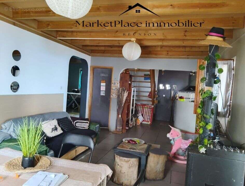 Maison à L&#039;ETANG-SALE