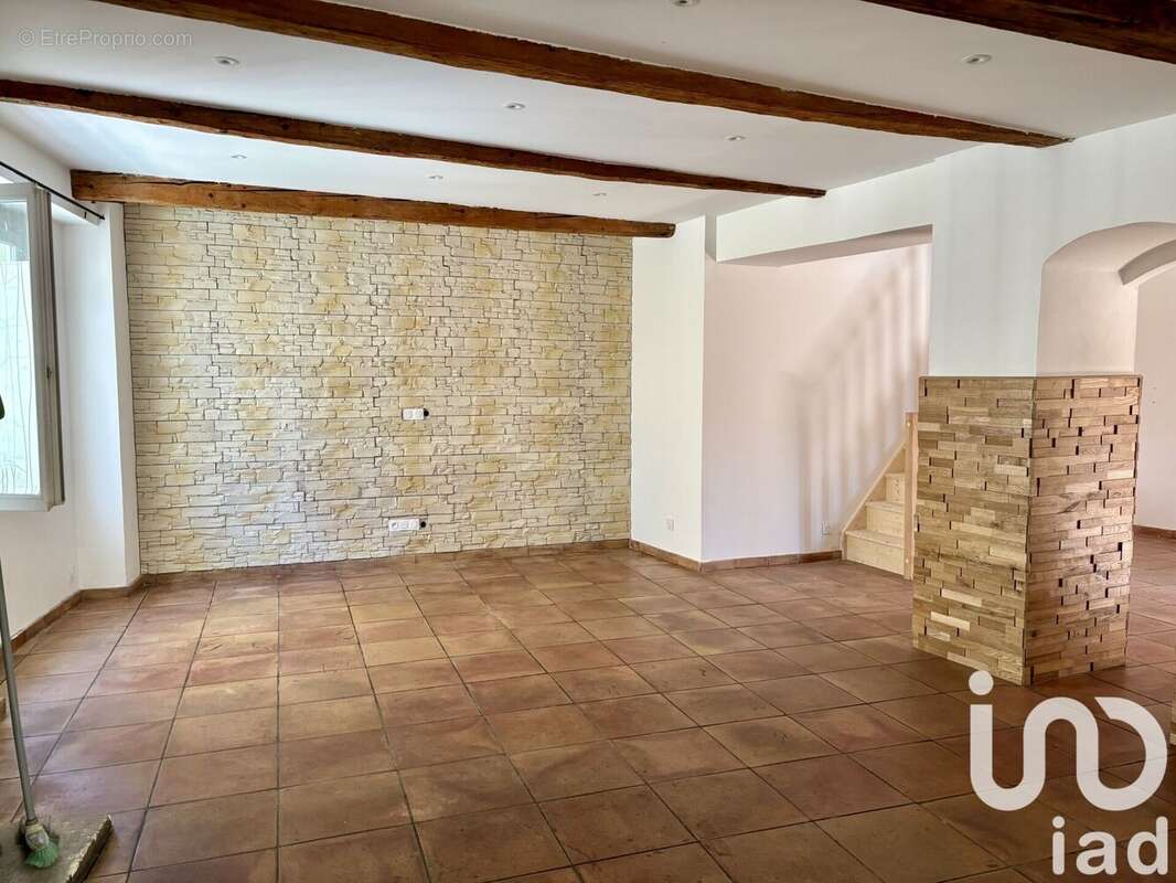 Photo 6 - Appartement à MORIERES-LES-AVIGNON