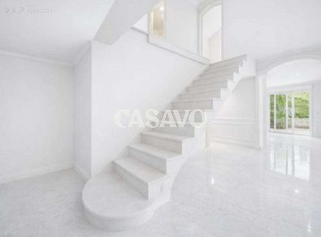 Maison à OYTIER-SAINT-OBLAS