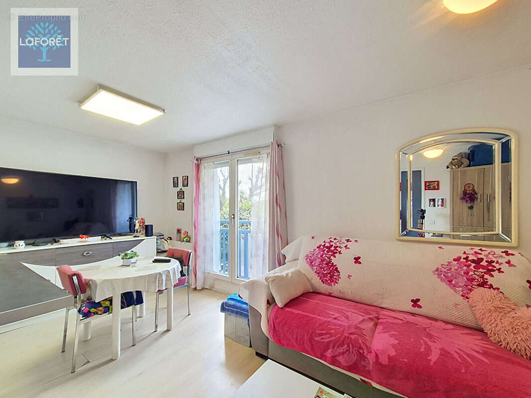 Appartement Vallauris 1 pièce 25 m2 - photo 3