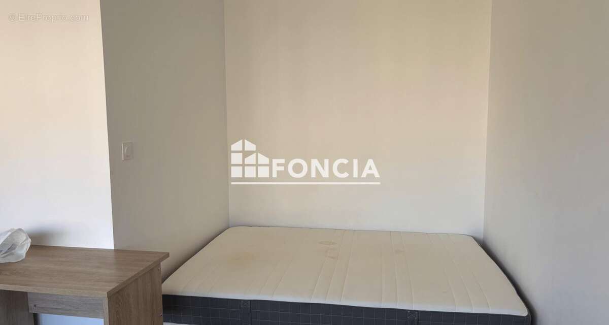 Grenoble rue mallifaud - a vendre grand studio 25,74 m², tres bon etat - photo 4