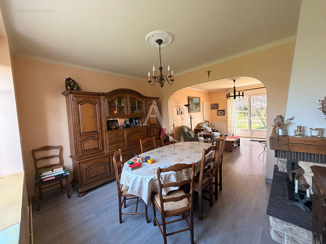 Maison à NOZAY